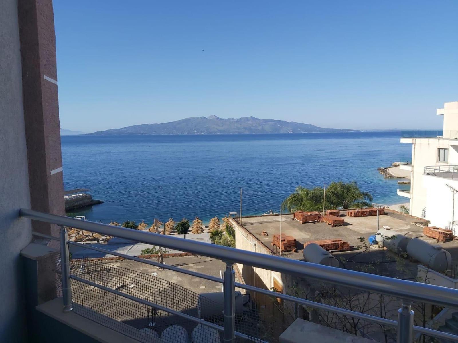 Susy Sea View Apartment Саранда Экстерьер фото