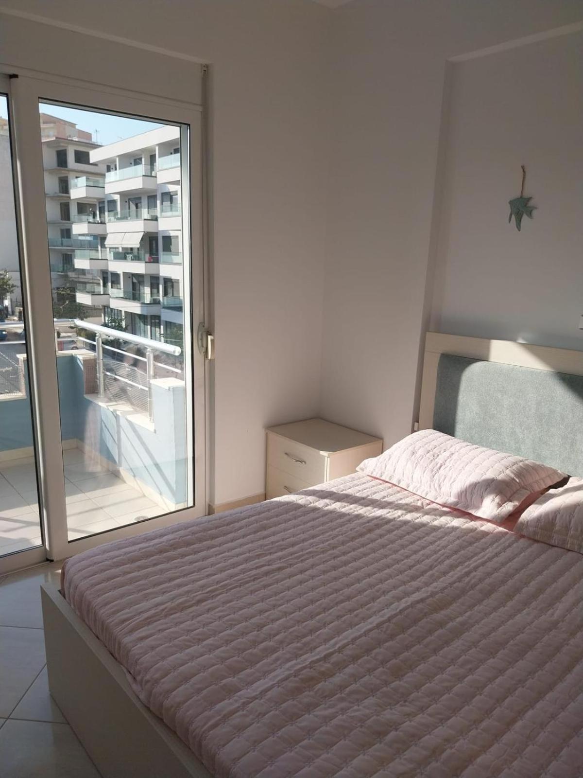Susy Sea View Apartment Саранда Экстерьер фото